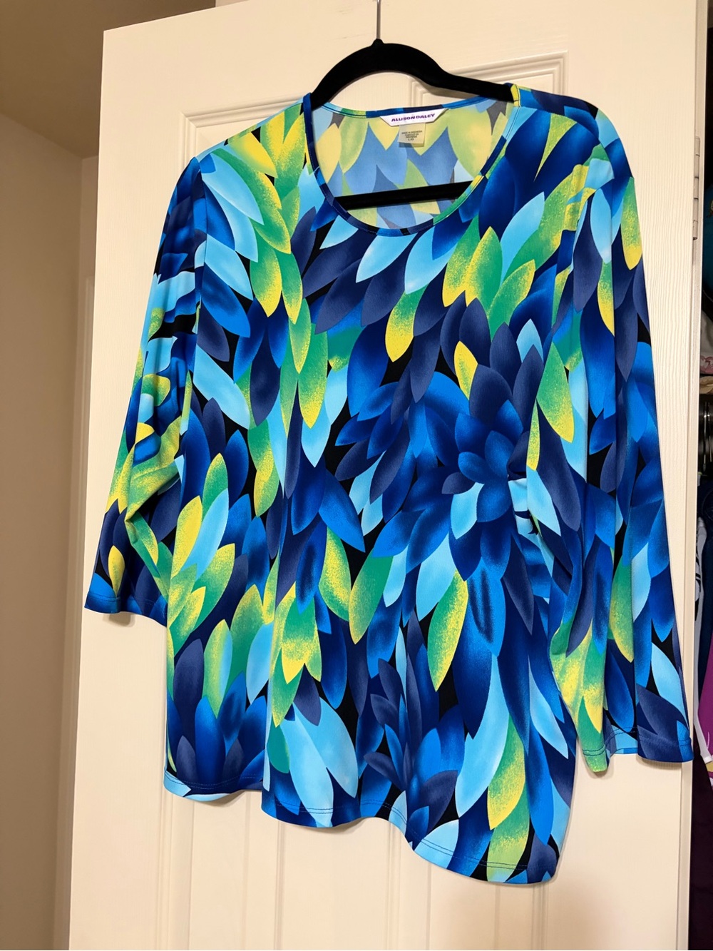 Allison Daley Blue Floral-Print Long Sleeve Tee